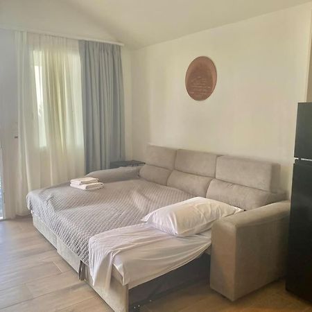 Ocean Sun 4 Apartment Fira  Ngoại thất bức ảnh